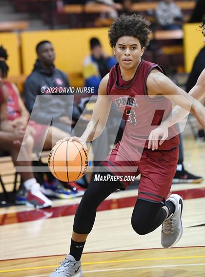 Thumbnail 3 in Oak Park vs. St. Pius X-St. Matthias Academy photogallery.