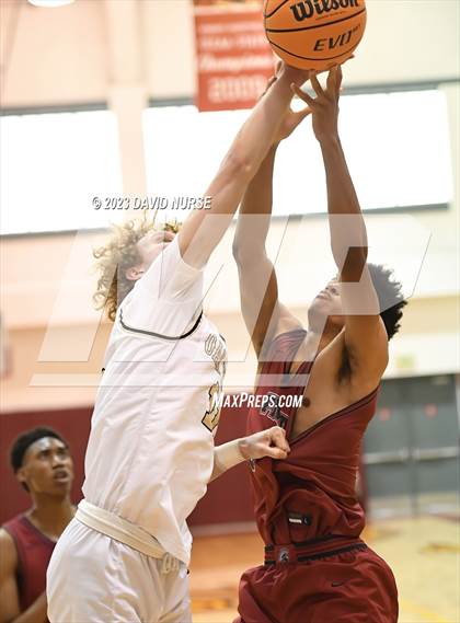 Thumbnail 3 in Oak Park vs. St. Pius X-St. Matthias Academy photogallery.