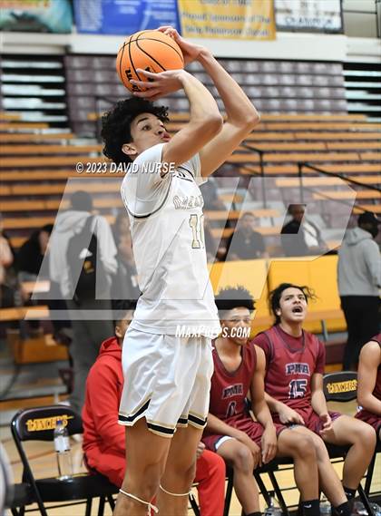 Thumbnail 1 in Oak Park vs. St. Pius X-St. Matthias Academy photogallery.