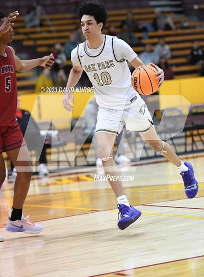 Thumbnail 3 in Oak Park vs. St. Pius X-St. Matthias Academy photogallery.