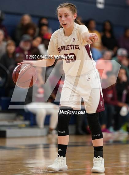 Thumbnail 3 in Woden vs. Grapeland (UIL 2A Regional Final) photogallery.