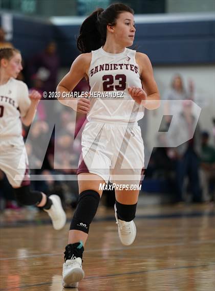 Thumbnail 2 in Woden vs. Grapeland (UIL 2A Regional Final) photogallery.