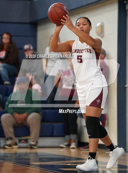 Thumbnail 3 in Woden vs. Grapeland (UIL 2A Regional Final) photogallery.