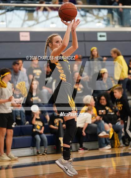 Thumbnail 1 in Woden vs. Grapeland (UIL 2A Regional Final) photogallery.