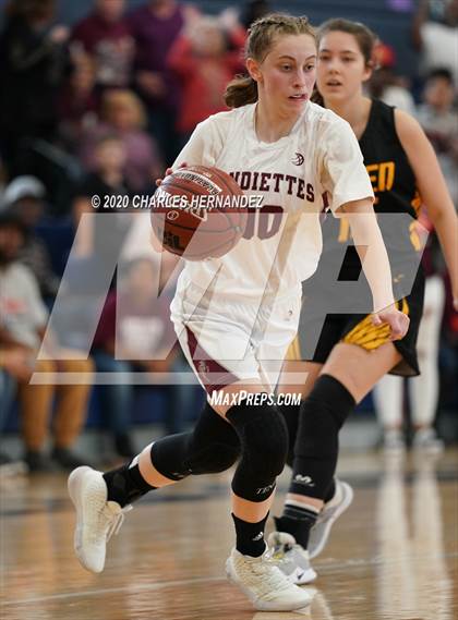 Thumbnail 3 in Woden vs. Grapeland (UIL 2A Regional Final) photogallery.