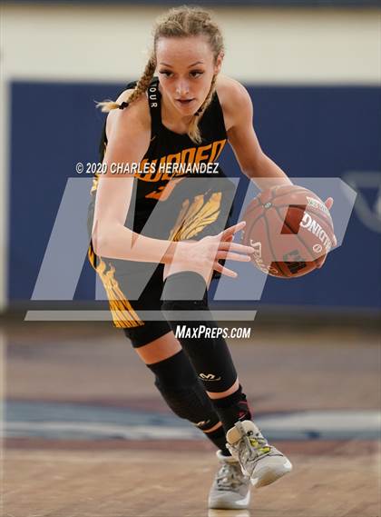 Thumbnail 1 in Woden vs. Grapeland (UIL 2A Regional Final) photogallery.