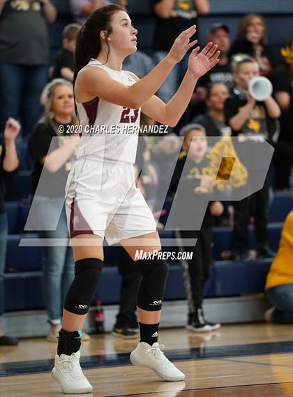 Thumbnail 3 in Woden vs. Grapeland (UIL 2A Regional Final) photogallery.