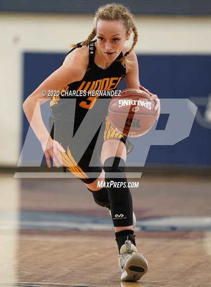 Thumbnail 3 in Woden vs. Grapeland (UIL 2A Regional Final) photogallery.