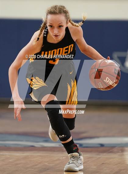 Thumbnail 3 in Woden vs. Grapeland (UIL 2A Regional Final) photogallery.