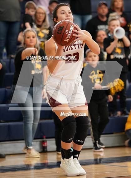 Thumbnail 1 in Woden vs. Grapeland (UIL 2A Regional Final) photogallery.