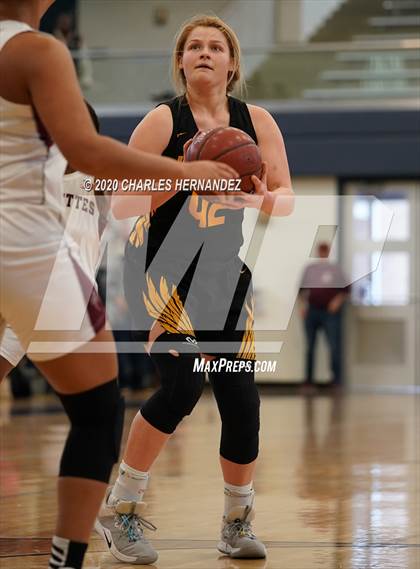 Thumbnail 1 in Woden vs. Grapeland (UIL 2A Regional Final) photogallery.