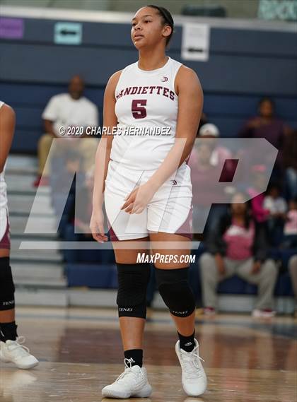 Thumbnail 3 in Woden vs. Grapeland (UIL 2A Regional Final) photogallery.