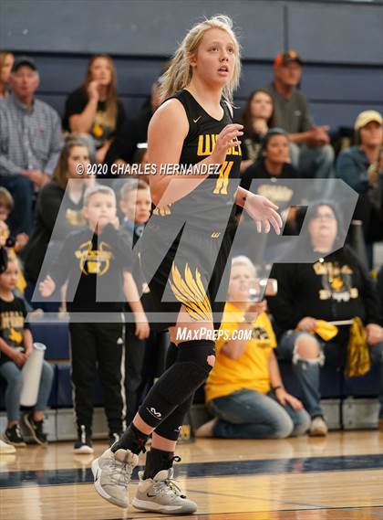 Thumbnail 3 in Woden vs. Grapeland (UIL 2A Regional Final) photogallery.
