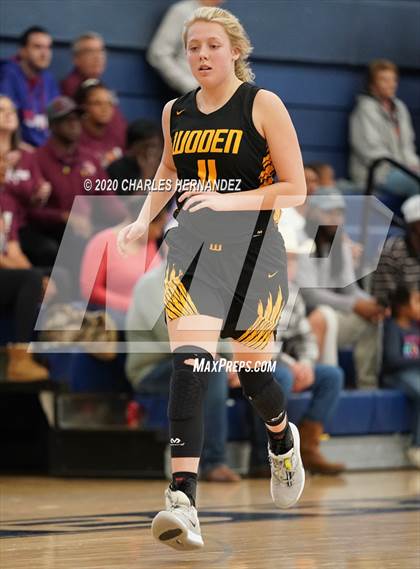 Thumbnail 1 in Woden vs. Grapeland (UIL 2A Regional Final) photogallery.