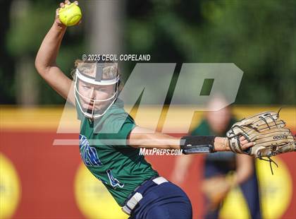 Thumbnail 1 in Creekview @ Lassiter photogallery.