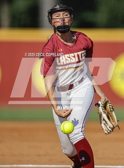 Thumbnail 1 in Creekview @ Lassiter photogallery.