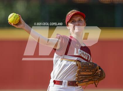Thumbnail 1 in Creekview @ Lassiter photogallery.