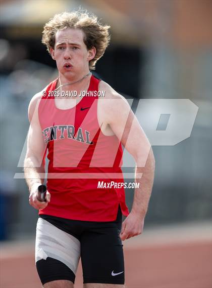Thumbnail 2 in Rocky Mountain High Runners Roost photogallery.