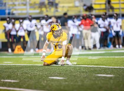 Thumbnail 3 in Perry vs. Baldwin photogallery.