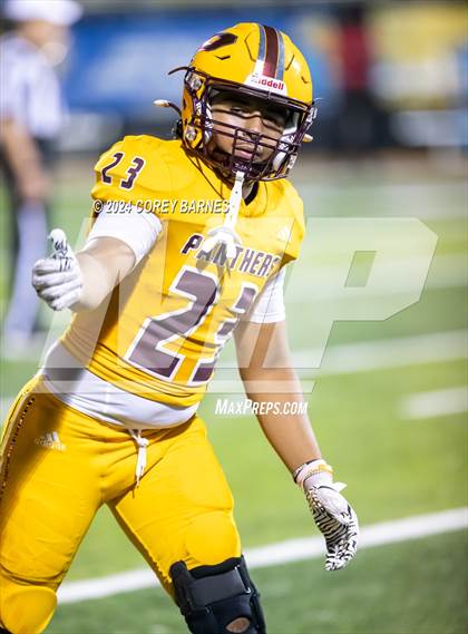 Thumbnail 3 in Perry vs. Baldwin photogallery.