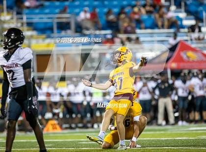 Thumbnail 2 in Perry vs. Baldwin photogallery.
