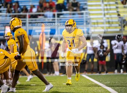 Thumbnail 3 in Perry vs. Baldwin photogallery.