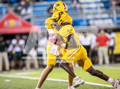 Thumbnail 2 in Perry vs. Baldwin photogallery.