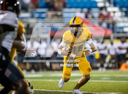 Thumbnail 3 in Perry vs. Baldwin photogallery.