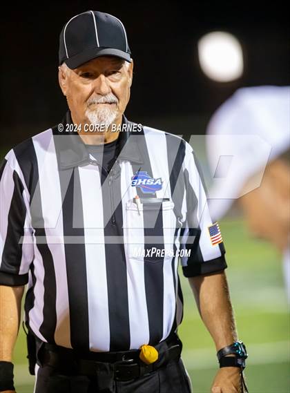 Thumbnail 2 in Perry vs. Baldwin photogallery.