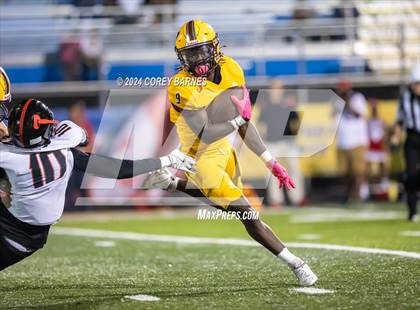 Thumbnail 3 in Perry vs. Baldwin photogallery.