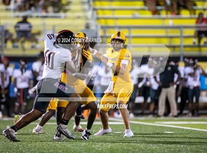 Thumbnail 2 in Perry vs. Baldwin photogallery.