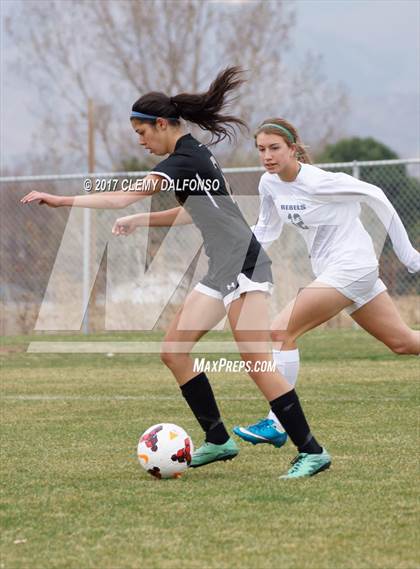 Thumbnail 1 in Arapahoe @ Columbine photogallery.