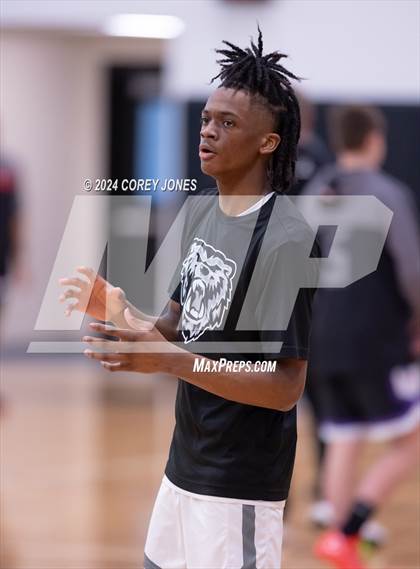 Thumbnail 1 in Veterans vs Houston County  photogallery.