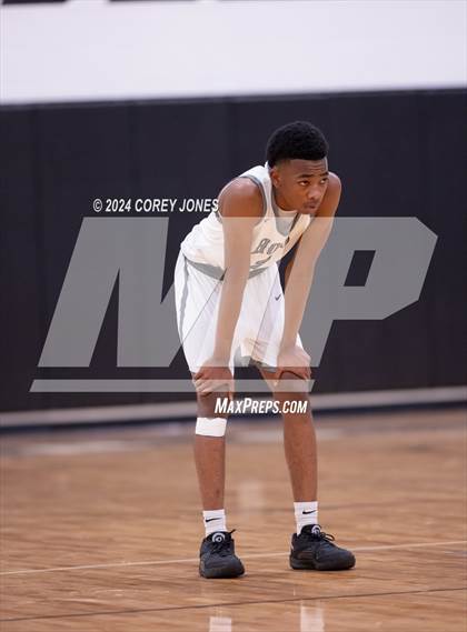 Thumbnail 2 in Veterans vs Houston County  photogallery.
