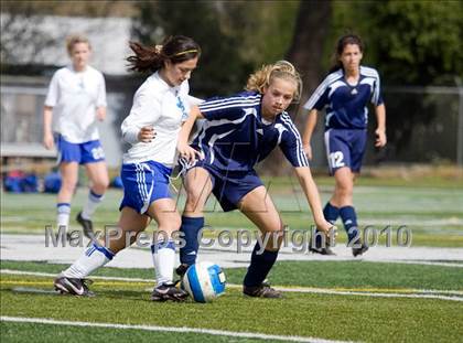 Thumbnail 3 in Pleasant Valley vs. Justin Siena (California Classic) photogallery.