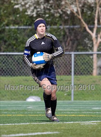 Thumbnail 1 in Pleasant Valley vs. Justin Siena (California Classic) photogallery.