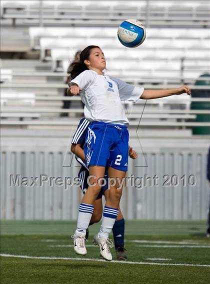 Thumbnail 3 in Pleasant Valley vs. Justin Siena (California Classic) photogallery.