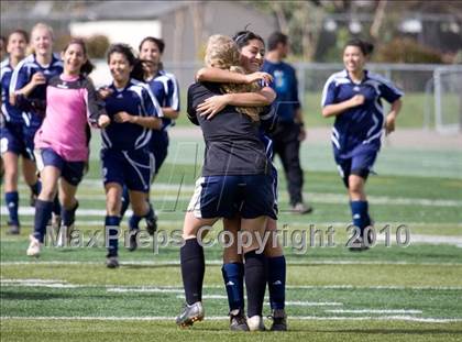 Thumbnail 1 in Pleasant Valley vs. Justin Siena (California Classic) photogallery.