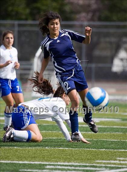 Thumbnail 1 in Pleasant Valley vs. Justin Siena (California Classic) photogallery.