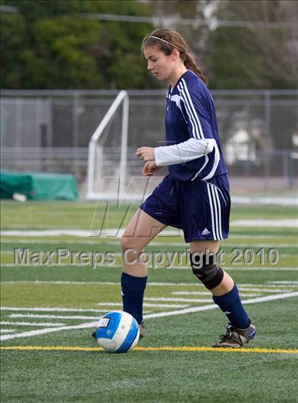 Thumbnail 1 in Pleasant Valley vs. Justin Siena (California Classic) photogallery.