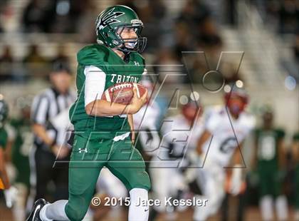 Thumbnail 2 in Palos Verdes vs. Pacifica (CIF-SS Quarterfinal) photogallery.