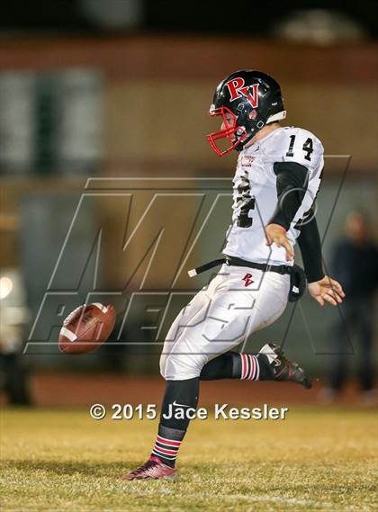 Thumbnail 3 in Palos Verdes vs. Pacifica (CIF-SS Quarterfinal) photogallery.
