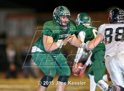 Thumbnail 1 in Palos Verdes vs. Pacifica (CIF-SS Quarterfinal) photogallery.