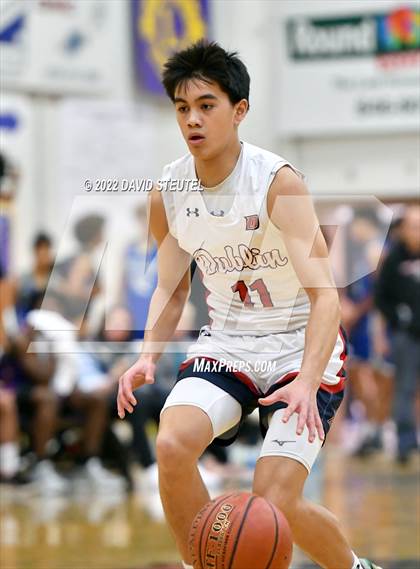 Thumbnail 3 in Oakland Tech vs. Dublin (Gridley Invitational) photogallery.