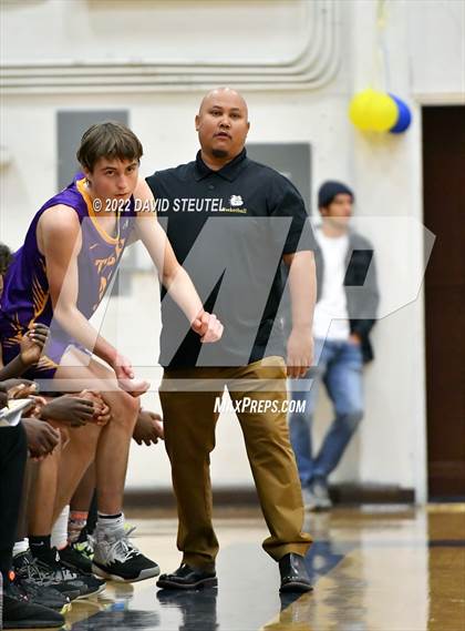 Thumbnail 1 in Oakland Tech vs. Dublin (Gridley Invitational) photogallery.