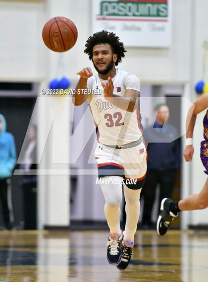 Thumbnail 1 in Oakland Tech vs. Dublin (Gridley Invitational) photogallery.