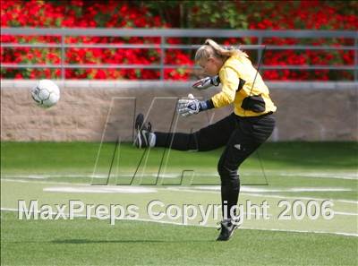 Thumbnail 2 in Sierra vs Sonora (D3 Section Final) photogallery.