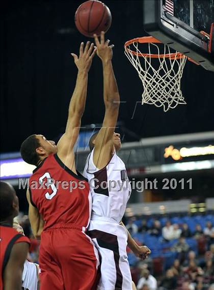 Thumbnail 3 in Antelope vs. Woodcreek (CIF SJS D2 Playoffs) photogallery.