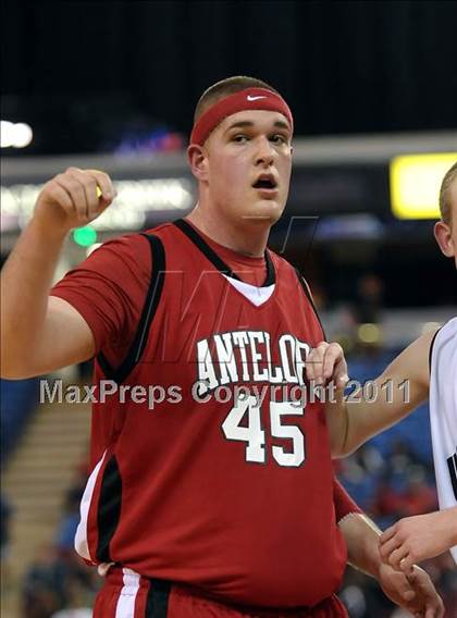 Thumbnail 2 in Antelope vs. Woodcreek (CIF SJS D2 Playoffs) photogallery.