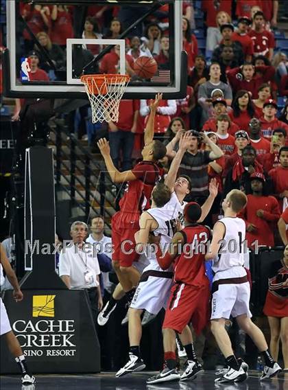 Thumbnail 1 in Antelope vs. Woodcreek (CIF SJS D2 Playoffs) photogallery.